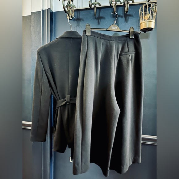 Atterley Belted Blazer, & Wide Leg Pants Black UK14 US10 - Picture 3 of 7